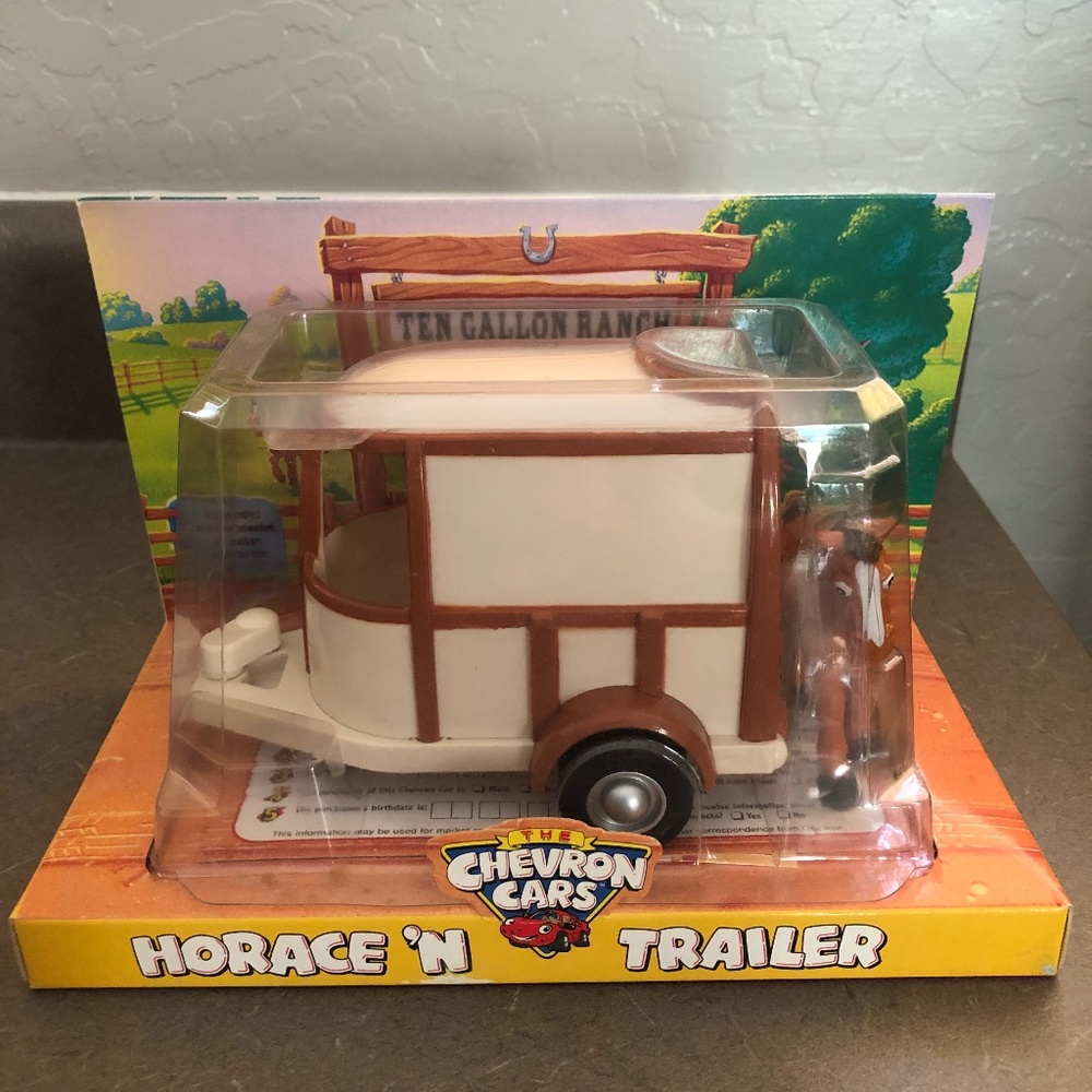 Chevron Cars - Horace 'N Trailer